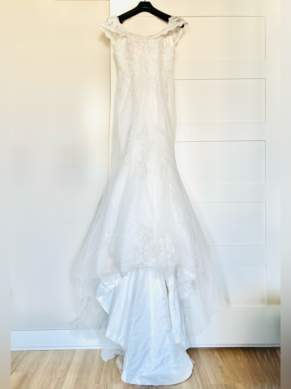 ✨ Lace Off-the-Shoulder Corset Mermaid Wedding Dress  - M (Fits All Sizes)